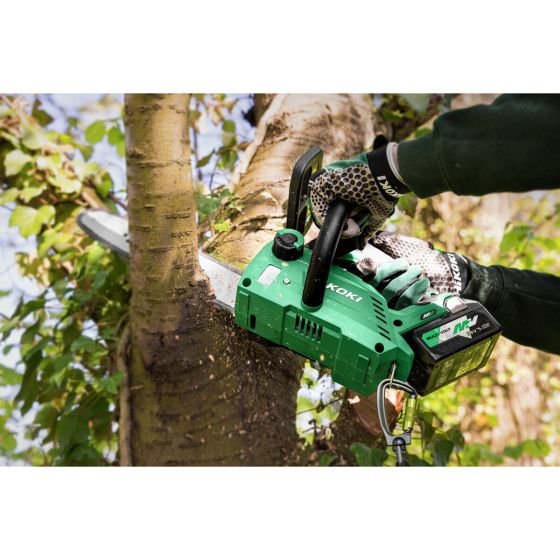 Hikoki CS3630DC WBZ Élagueuse sans fil 36V 300mm 1x2.5Ah avec batterie & chargeur