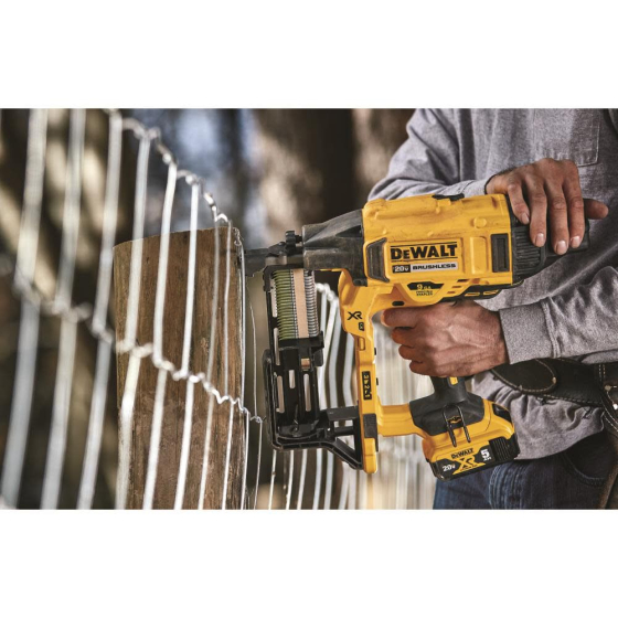 Dewalt DCFS950P2-QW Agrafeuse de clôture 18V XR 2x5.0Ah Li-ion avec coffret T-STAK