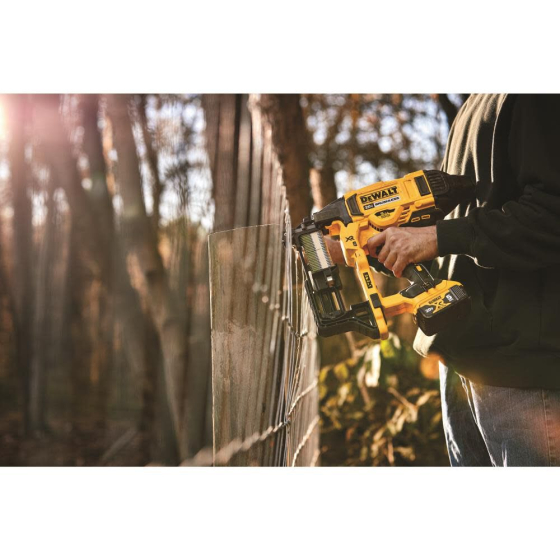 Dewalt DCFS950P2-QW Agrafeuse de clôture 18V XR 2x5.0Ah Li-ion avec coffret T-STAK