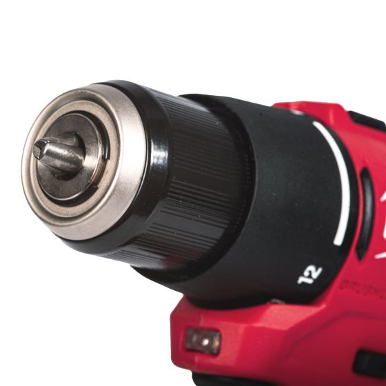 Milwaukee M12 BLPDRC-202C Perceuse, Visseuse à percussion 12V Brushless 2x2.0Ah (4933500422)