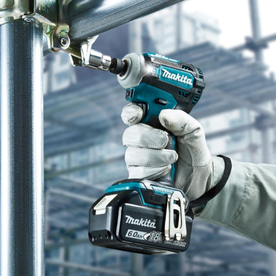 Makita DTD172ZJ Visseuse à choc 180Nm 18V Li-ion 8 modes avec coffret de transport