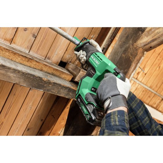 Hikoki CR18DMAWWZ Scie Sabre pendulaire sans fil 18V 2x4.0Ah avec coffret de transport