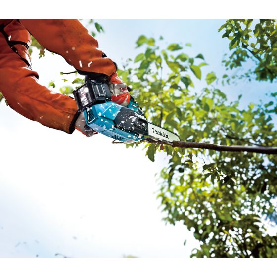 Makita UC031GZ Tronçonneuse d'élagage 40V XGT avec guide de 25cm (Machine seule)