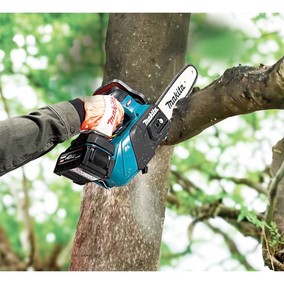 Makita UC031GZ Tronçonneuse d'élagage 40V XGT avec guide de 25cm (Machine seule)