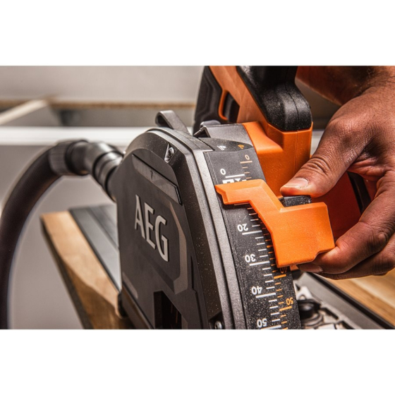 AEG BKS18PBL Scie plongeante 18V brushless 165mm avec rail de guidage 1.5m (4935493529)