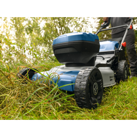 Bosch GRA 18V2-46SP Tondeuse à gazon sans fil 18V Autotractée 2x5.5Ah (06008C8201)