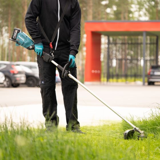 Makita UR017GZ Débroussailleuse XGT 40V (1000W)