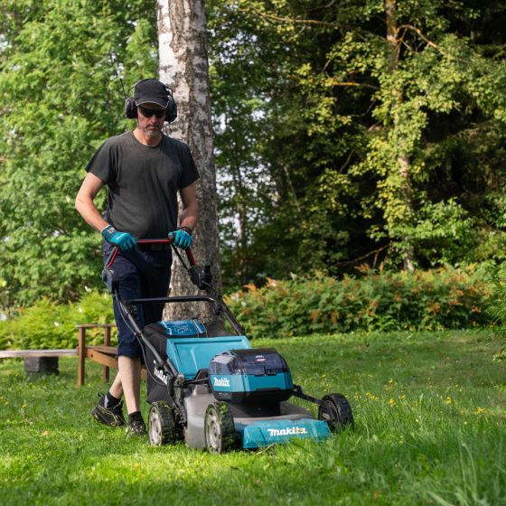 Makita LM002GZ Tondeuse Autotractée 53cm XGT 40V (Machine seule)