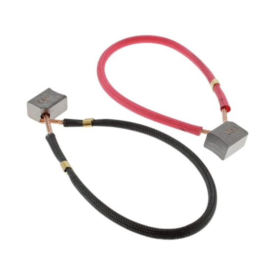 Milwaukee Paire de charbons avec faisceaux électrique (4931436652)