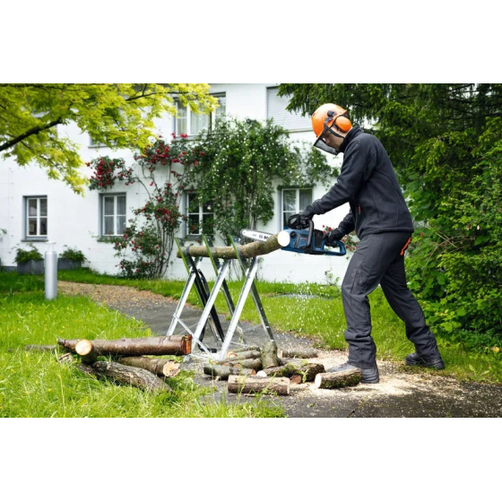 Bosch GKE 18V-30 Tronçonneuse sans fil 18V avec guide 30cm (06008D3200)