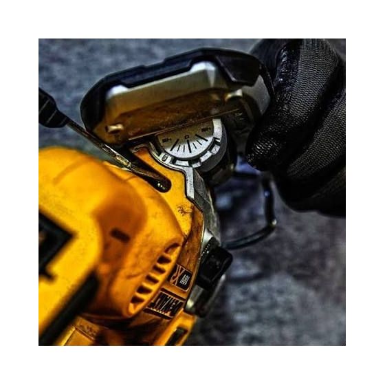 Dewalt DCS334N-XJ Scie Sauteuse 18V XR Brushless (poignée supérieure)