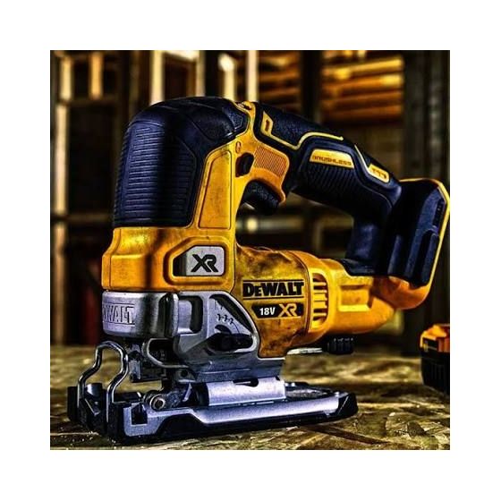 Dewalt DCS334N-XJ Scie Sauteuse 18V XR Brushless (poignée supérieure)