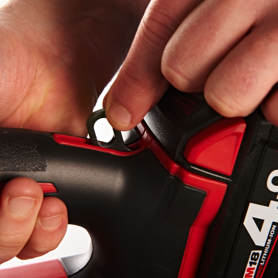 Milwaukee M18 GG-0 Pompe à graisse 18V (4933440493)
