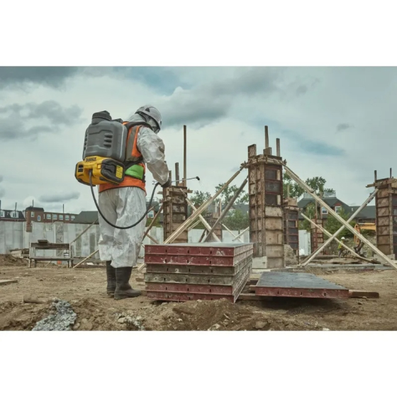 DeWalt DCCS1100N-XJ – Pulvérisateur chimique dorsal 18V XR 15 L (Machine seule)