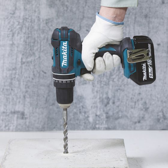 Makita DHP482RMJ Perceuse, Visseuse à percussion 18V Li-Ion 2x4.0Ah + Mak-Pac