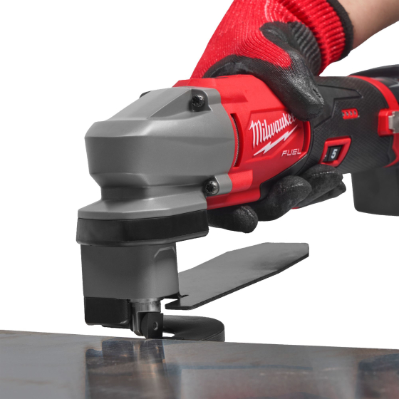 Milwaukee M12 FMS16-522B cisaille à tôle FUEL avec batteries HIGH OUTPUT 5 Ah et 2,5 Ah
