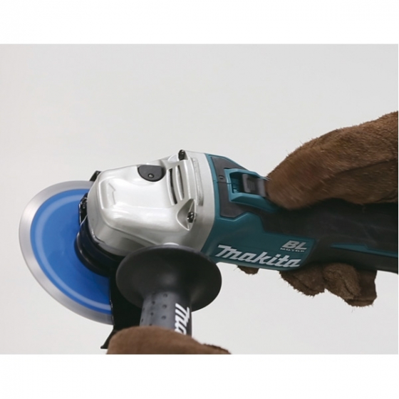 Makita DGA506RTJ Meuleuse Ø125mm 18V Li-Ion 2x5.0Ah